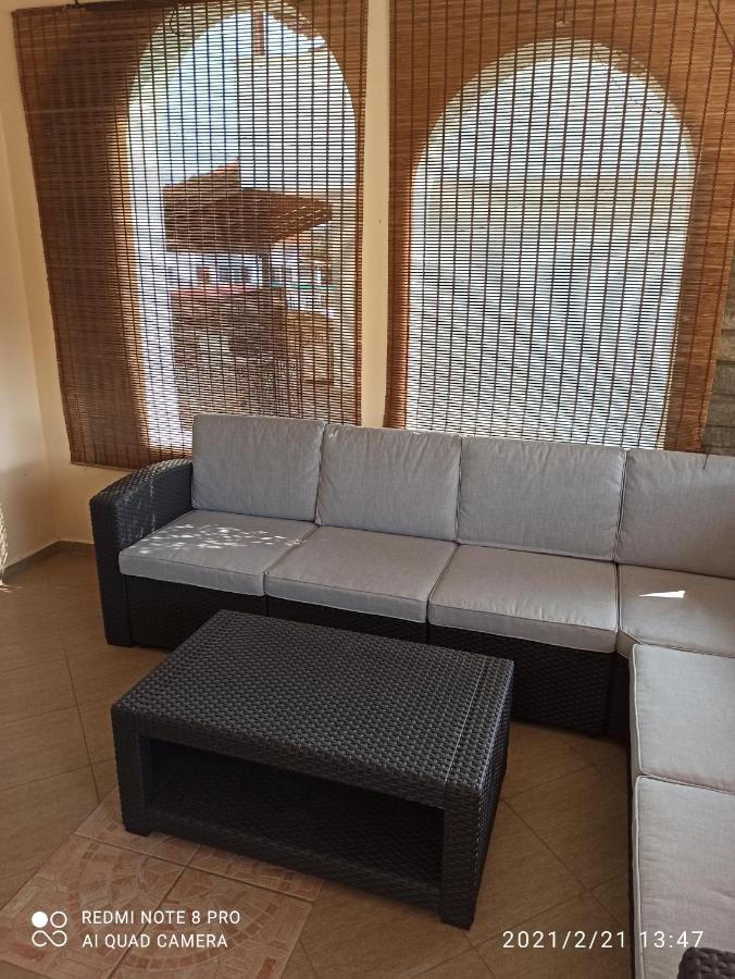 Apartments Bela Palaiontsiflikion Ngoại thất bức ảnh