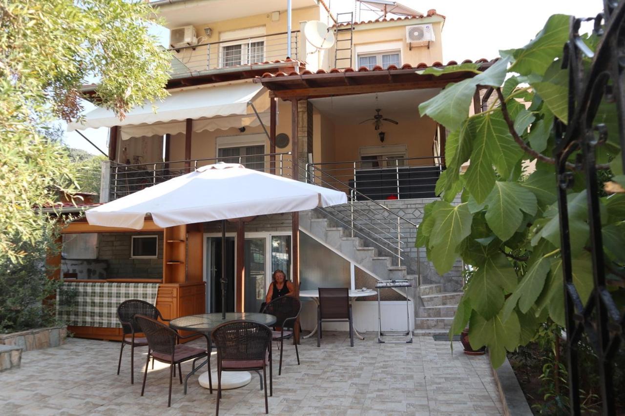 Apartments Bela Palaiontsiflikion Ngoại thất bức ảnh