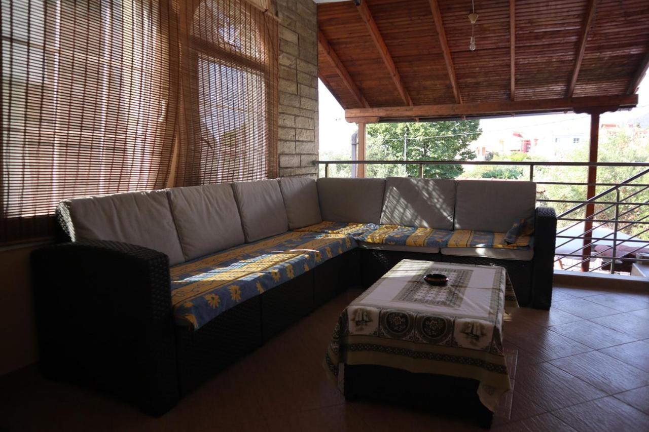 Apartments Bela Palaiontsiflikion Ngoại thất bức ảnh