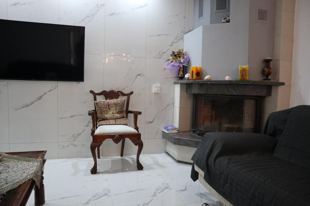 Apartments Bela Palaiontsiflikion Ngoại thất bức ảnh