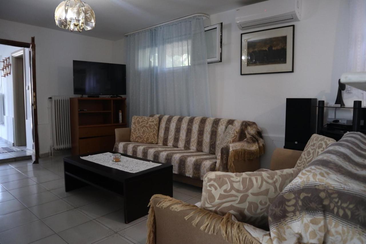 Apartments Bela Palaiontsiflikion Ngoại thất bức ảnh