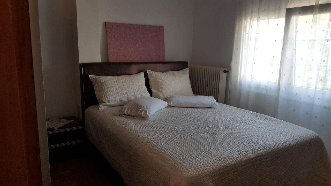 Apartments Bela Palaiontsiflikion Ngoại thất bức ảnh